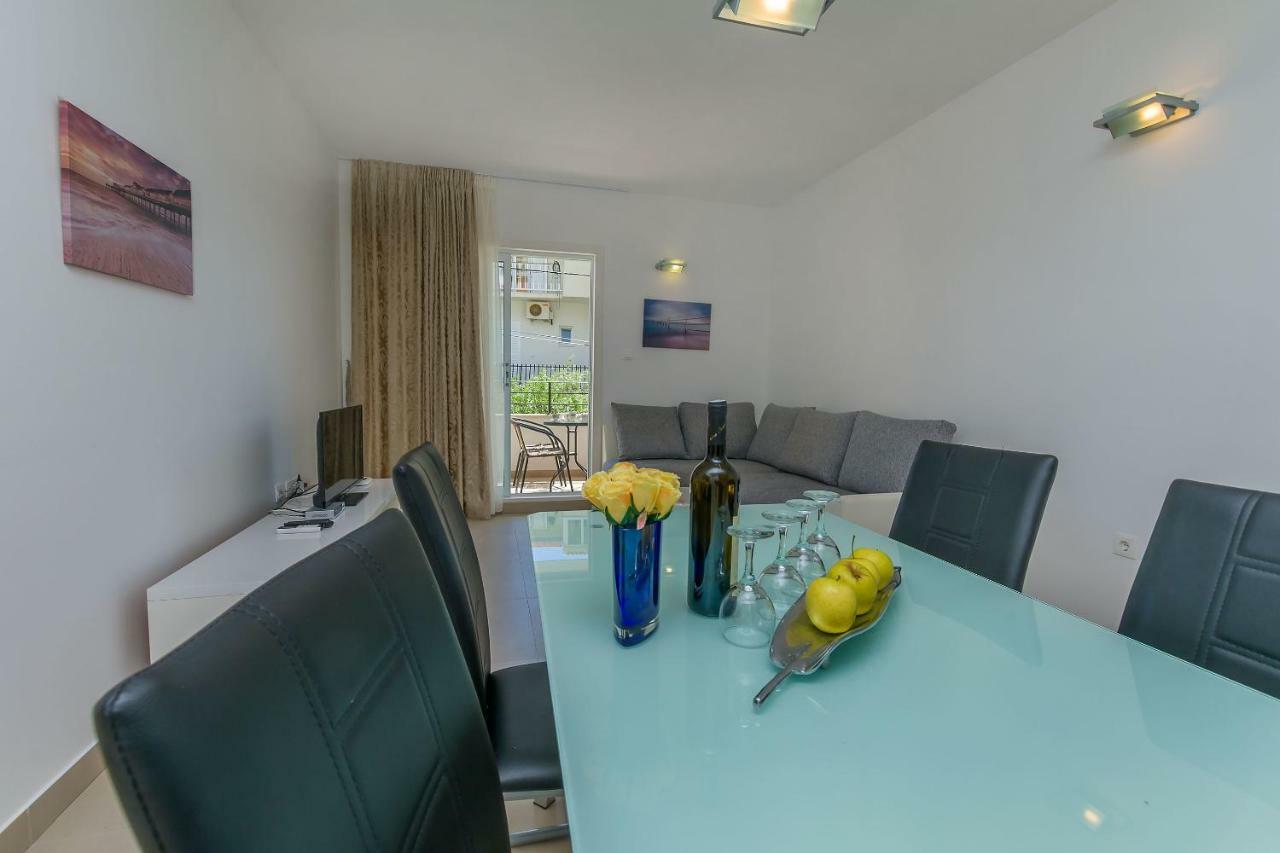 Apartments Villa Aquamarine Duće 外观 照片