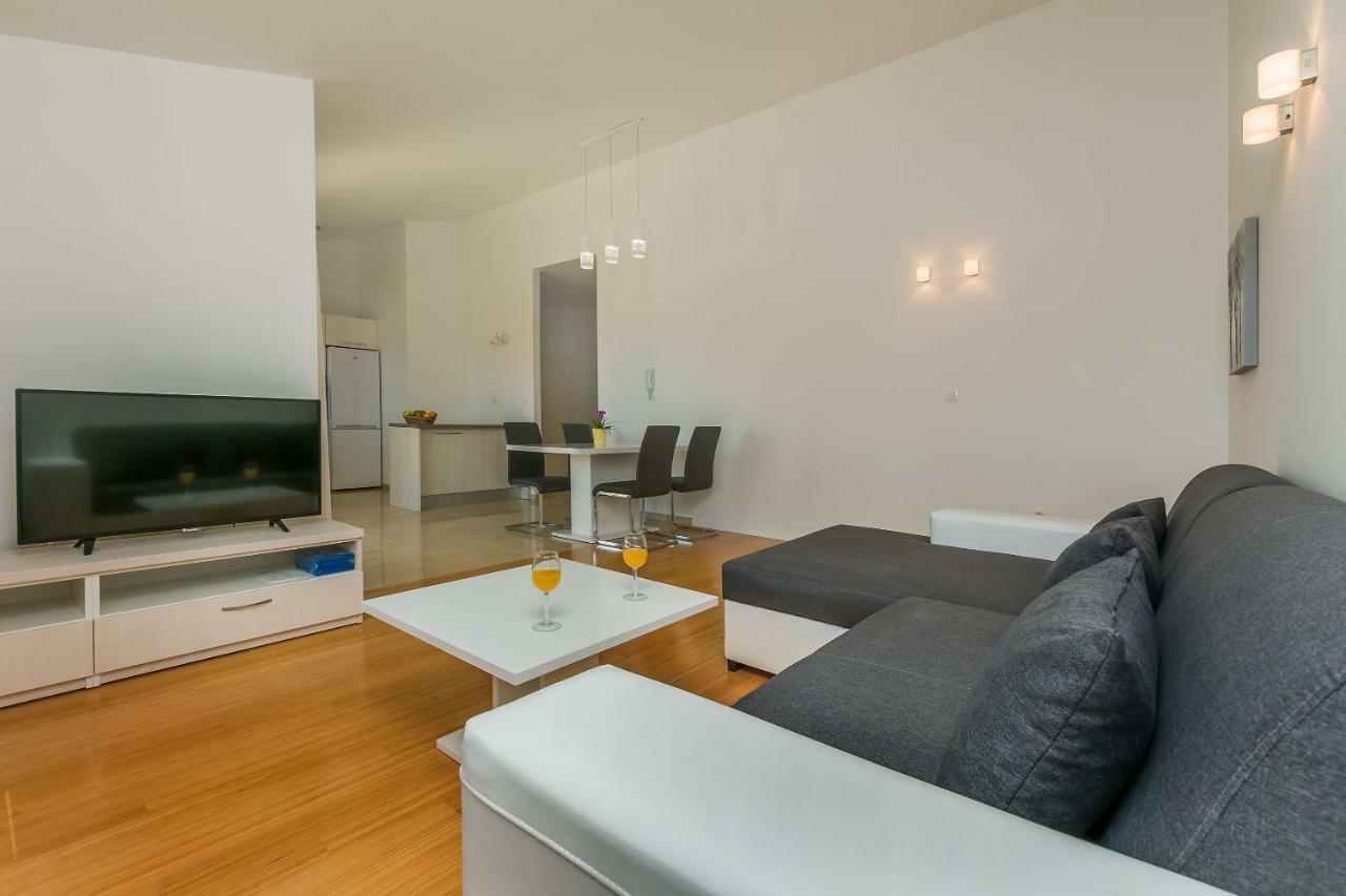 Apartments Villa Aquamarine Duće 外观 照片